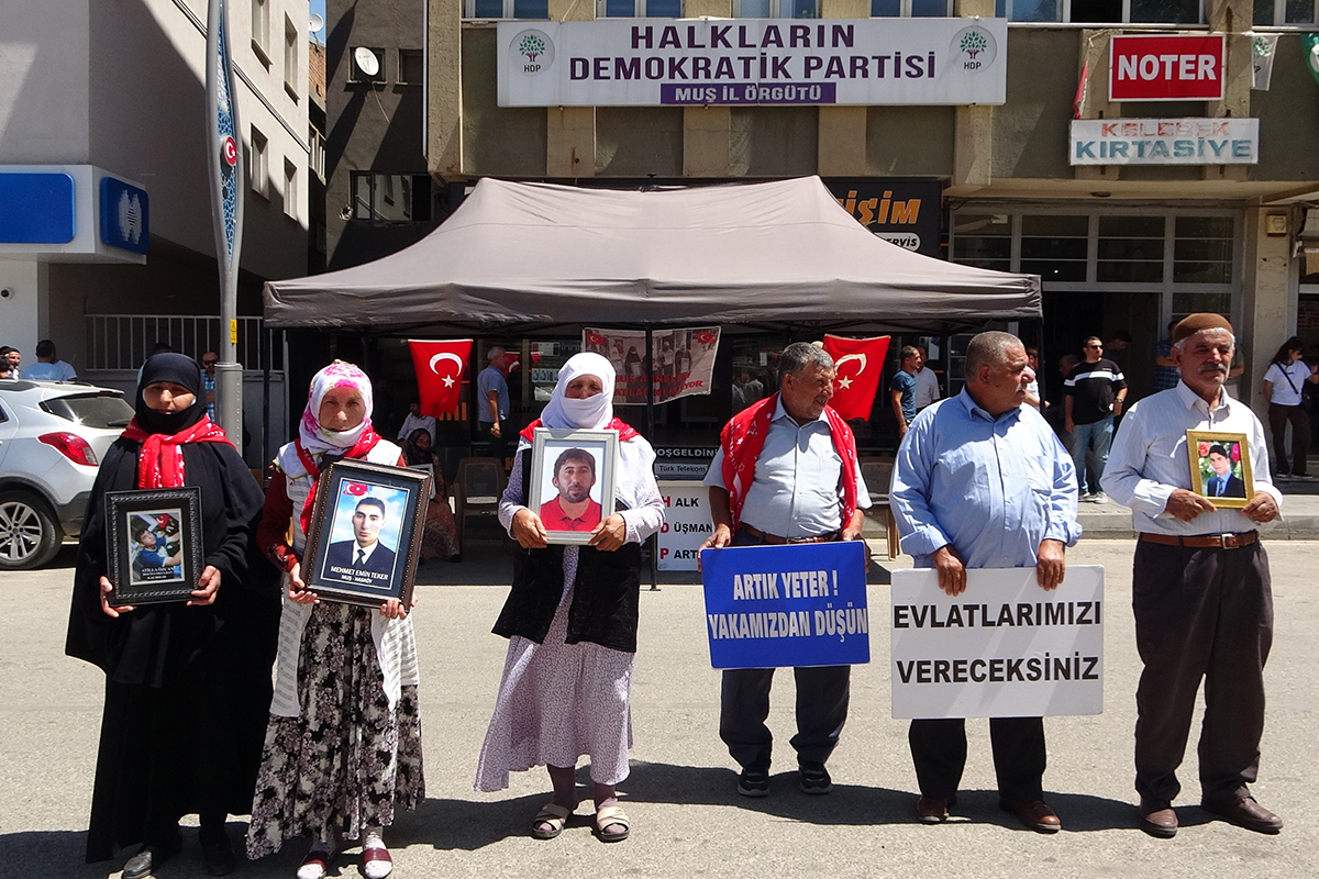 Kılıçdaroğlu’nun 'Demirtaş serbest bırakılsın' açıklamasına evlat nöbetindeki annelerden tepki